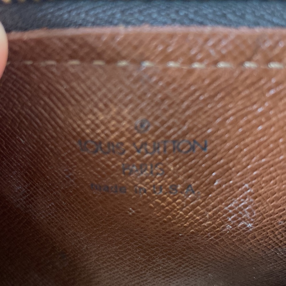 Louis Vuitton mini Papillon Pochette - Picture 13 of 13